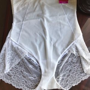 NWT SPANX Lace High-Waisted Brief XL Clean White